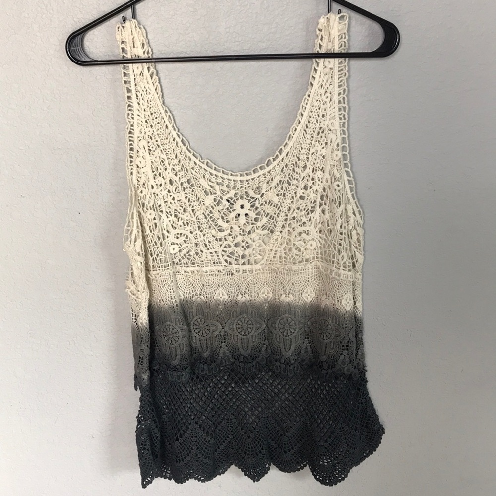 Ombre American Eagle Lace top - Picture 2 of 2